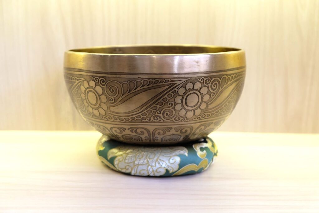 singing-bowl-side_1
